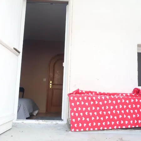 Oda ve Kahvaltı Garni Martigny